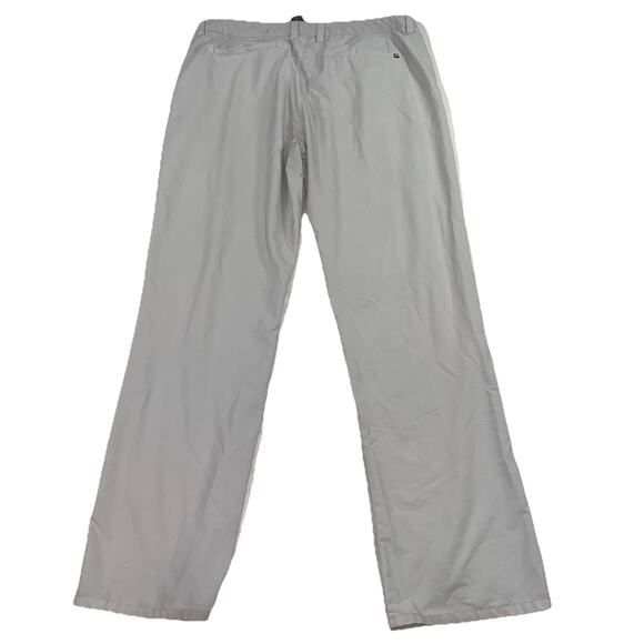 Travis Mathew Golf Pants Men's Size 38X33 Light Gray Flat Front Stretch Chinos - Picture 11 of 16